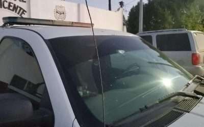 Atacan a balazos comandancia y unidades en San Vicente