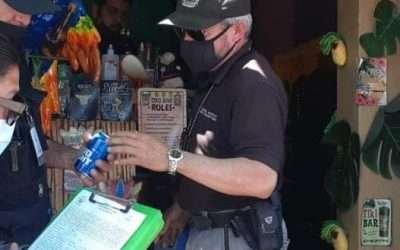Sancionan a algunos comercios en La Bufadora