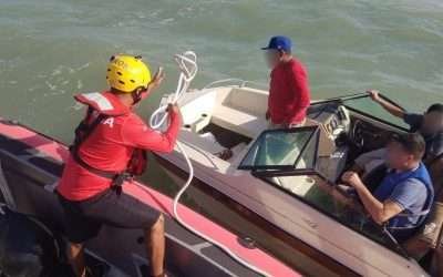 Rescató SEMAR a cuatro personas varadas en Alto Golfo de California