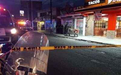 Jornada violenta en Ensenada; 5 homicidios, robos violentos, baleado y narcomanta