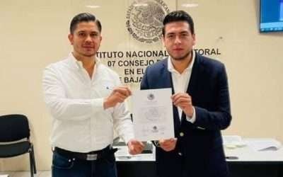 Recibe Isaías Bertín constancia de mayoría como diputado federal electo