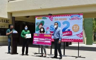 Entregan premios del 87 Sorteo Magno de la UABC