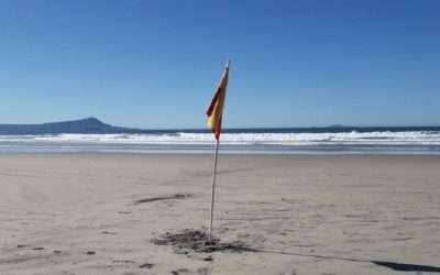 Corriente arrastra a menor en Playa Corona, no ha sido localizado