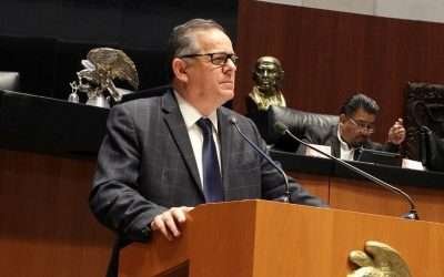 Busca Senador Gerardo Novelo mejorar condiciones salariales de policías municipales