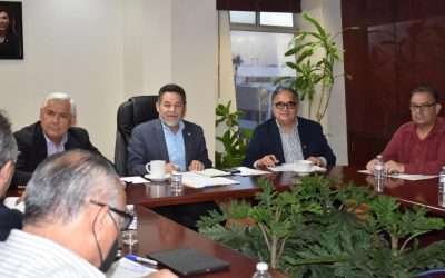 Acuerda gobierno de BC pago de adeudos a maestros activos, pensionados y jubilados