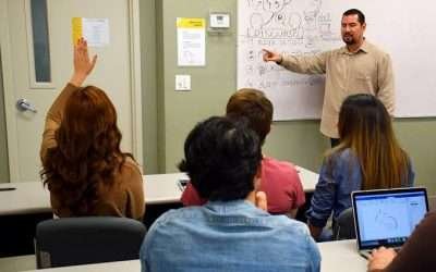 Necesario revalorizar el papel del profesor en la educación superior