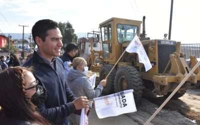 Arranca Gobierno de Ensenada obras de pavimentación en Granjas El Gallo