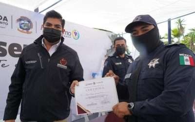 Impulsa alcalde capacitación de la Policía Turística