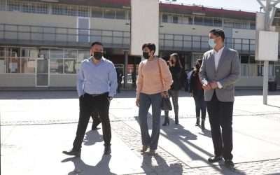 Inspeccionan escuelas de BC para el regreso a clases presenciales