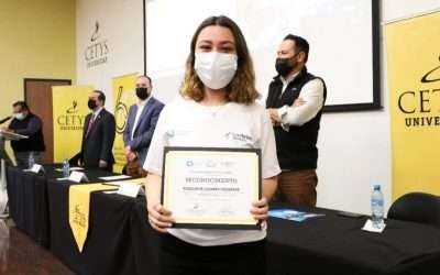 Entregan becas fundación IENOVA y CETYS en reconocimiento a excelencia académica