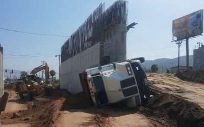 Reforzará SIDURT medidas de seguridad en obra de «El Gallo», tras accidente de camión