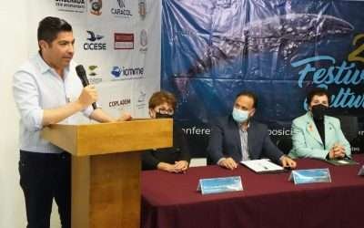 Inaugura alcalde 2do. Festival de la Ballena