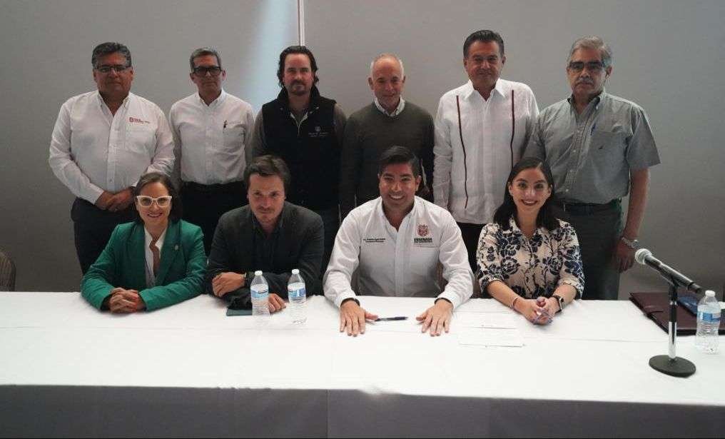 Armando Ayala Robles