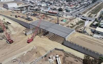 Recorre Armando Ayala obra del nodo vial «El Gallo»