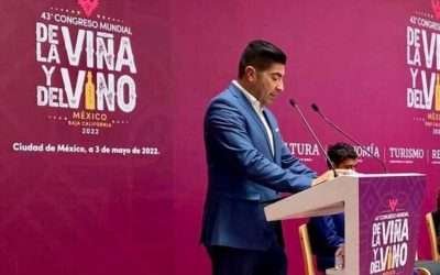 Participa Ayala en gira de trabajo en Francia