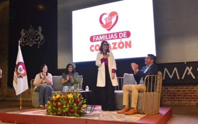 Presenta DIF BC en Ensenada programa «Familias de Corazón»