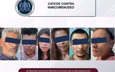 Tras cateos, agentes de la FGE decomisan drogas y aseguran a narcomenudistas