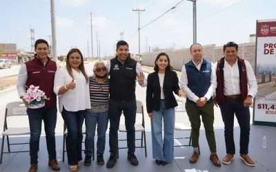 Entregan Gobierno de Ensenada y ECA LNG pavimentación de calle Escritores