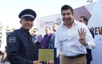 Reconoció Armando Ayala acciones destacadas de 12 agentes municipales