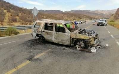 Vincula FGE a titular del FIDUE con auto incendiado en carretera Tecate-Ensenada