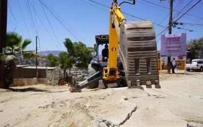 Avanzan en obras de Ramo 33 en distintas colonias de Ensenada: AAR