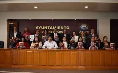 Entregó Armando Ayala 1er Informe de Gobierno al pleno del Cabildo