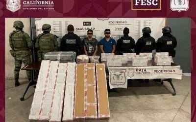 Confiscan FESC y SEDENA arsenal, equipo táctico y 6 Kg. de metanfetamina