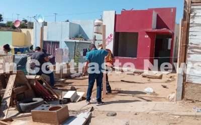 Desalojan a 16 familias invasoras de casas en Puerto Azul