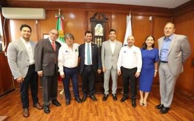Refrenda Armando Ayala alianza con sector empresarial ante Conacanco-Servytur