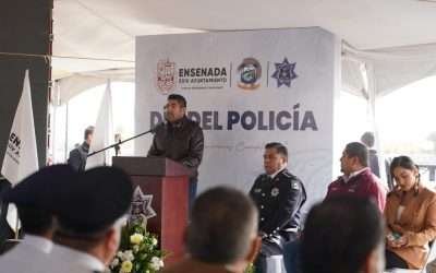 Reconoce Armando Ayala a policías