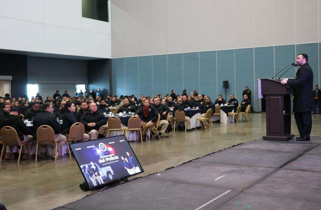 Reconoce Fiscal a agentes estatales 