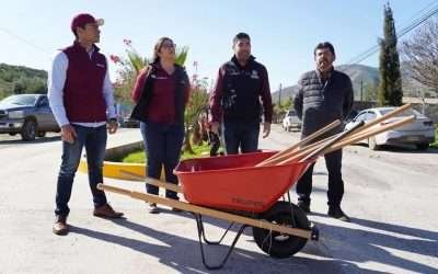 Recorre Armando Ayala obras viales en Delegación de San Tomás