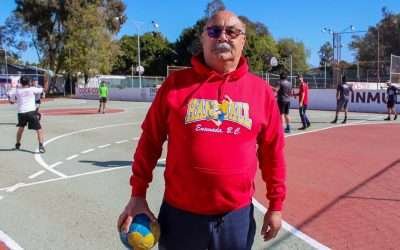 Prepara entrenador Lorenzo Peralta a Selectivo Juvenil de Balonmano