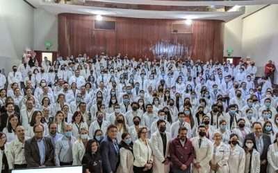 Llegan 168 médicos a BC para reforzar los servicios de salud