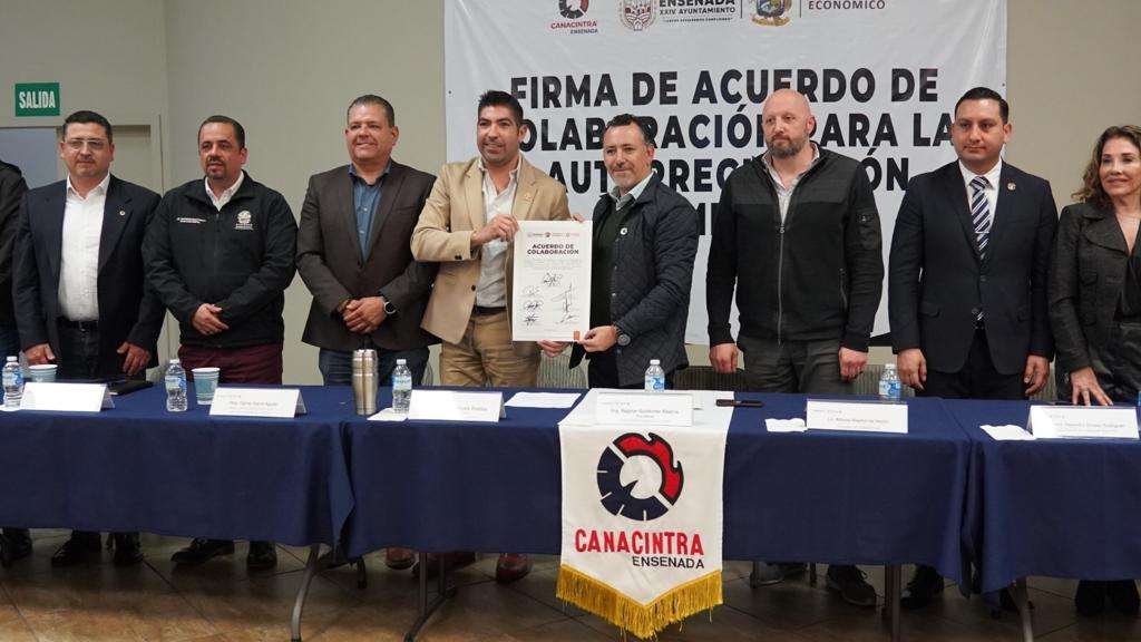 Convenio Gobierno Ensenada - CANACINTRA 