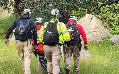 Rescataron En-Sar, K-Sar y Bomberos a senderista lesionada