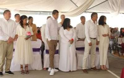 Celebran enlace matrimonial de 12 personas recluidas en el CERESO de Ensenada