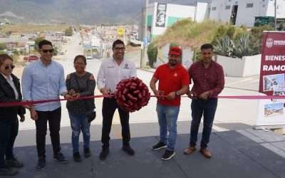Inauguró Armando Ayala calle Cucapah en Villas del Sol