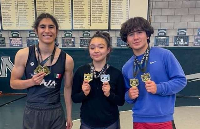 Atletas luchas asociadas