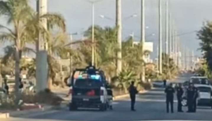 auto baleado militares