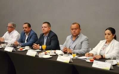 Busca Gobierno de Ensenada alumbrado público eficiente con nueva concensión