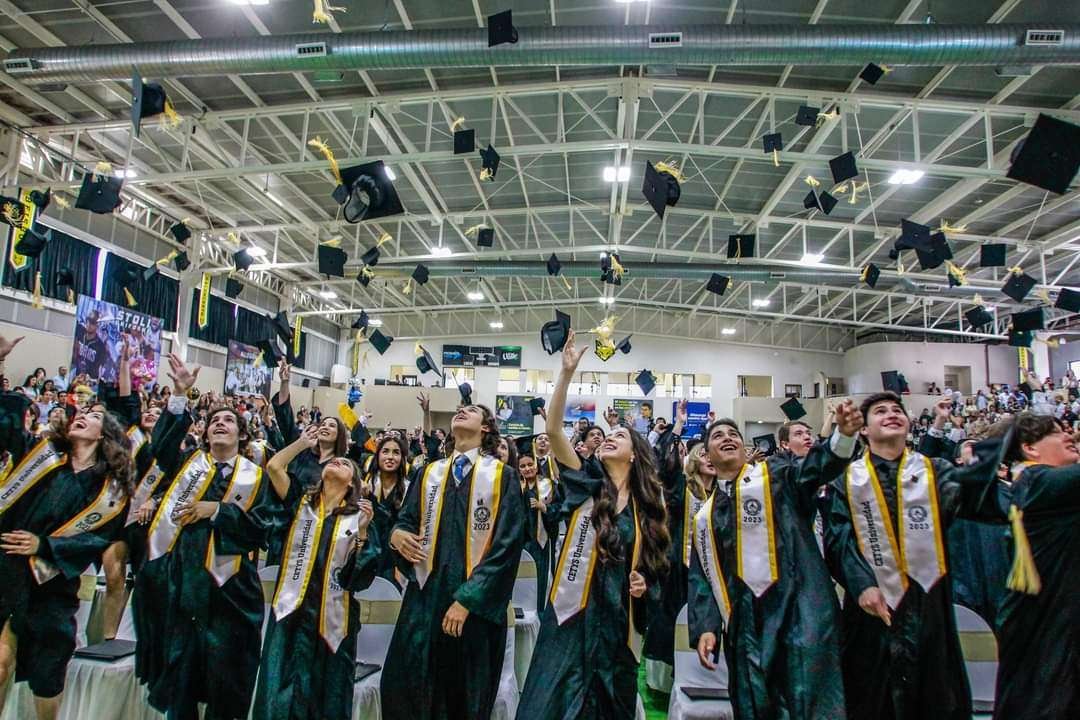 Graduación CETYS Ensenada