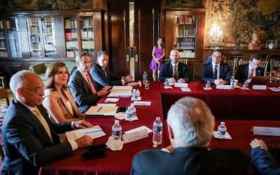 Presenta Marina del Pilar a Tesla, beneficios de invertir en Baja California