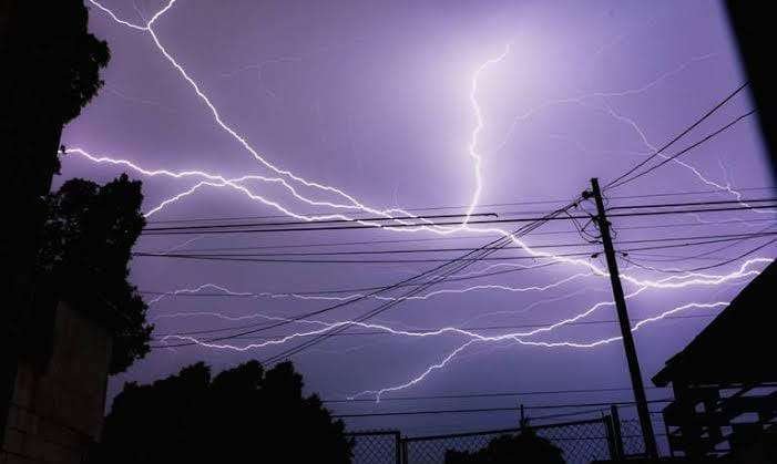 tormenta eléctrica Mexicali
