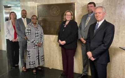 Develan en EU placa en memoria de Edgar Flores Santos asesinado en Tijuana