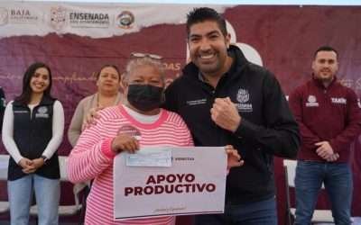 Entregó alcalde Armando Ayala más de 10mdp en apoyos sociales
