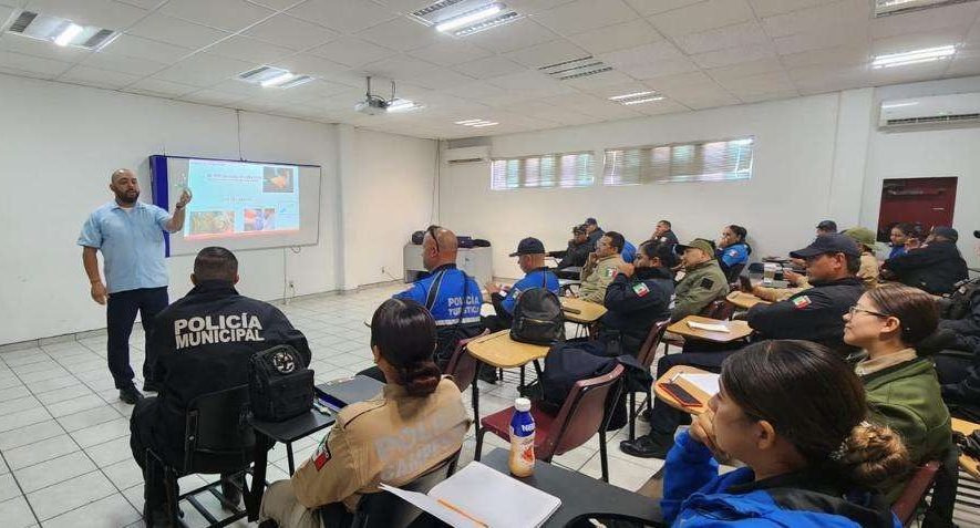 capacitación policías Ensenada