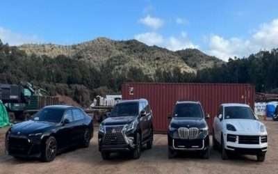 Recuperó FGE 8 autos robados en EU, tras catear empresa de contenedores en El Sauzal