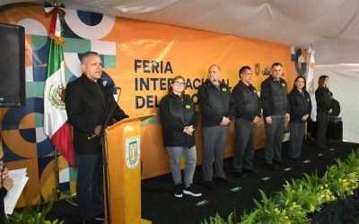 Exhorta alcalde a promover el hábito de la lectura