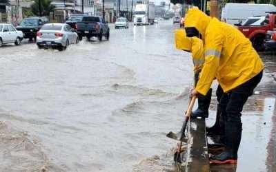Dejan lluvias inundaciones y daños en Ensenada